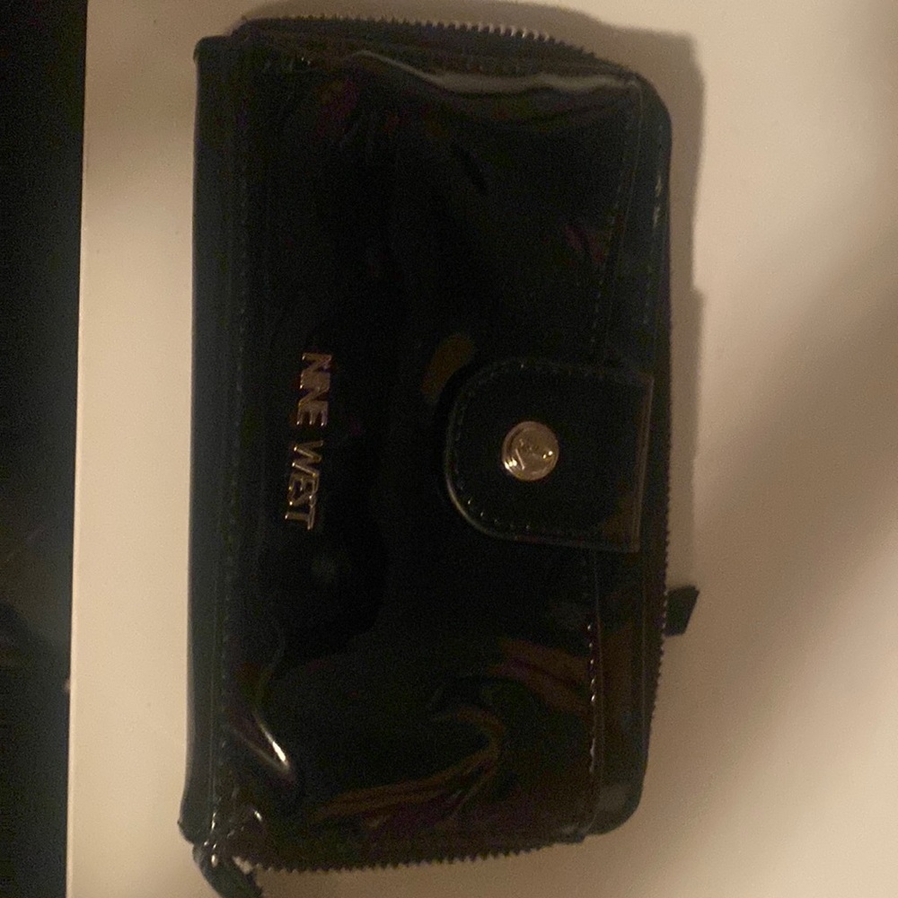 Black wallet like new use a few times